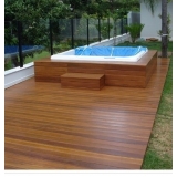 decks de madeira para jardins Vila Andrade